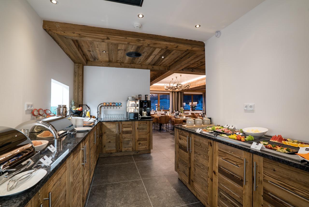 Vaya St Anton Aparthotel 4*